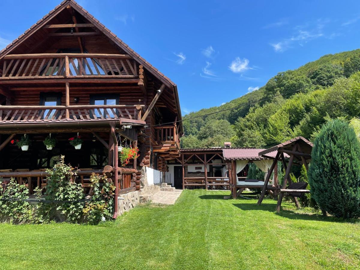 Cabana Din Groapa Frumoasa Risnov Exterior photo