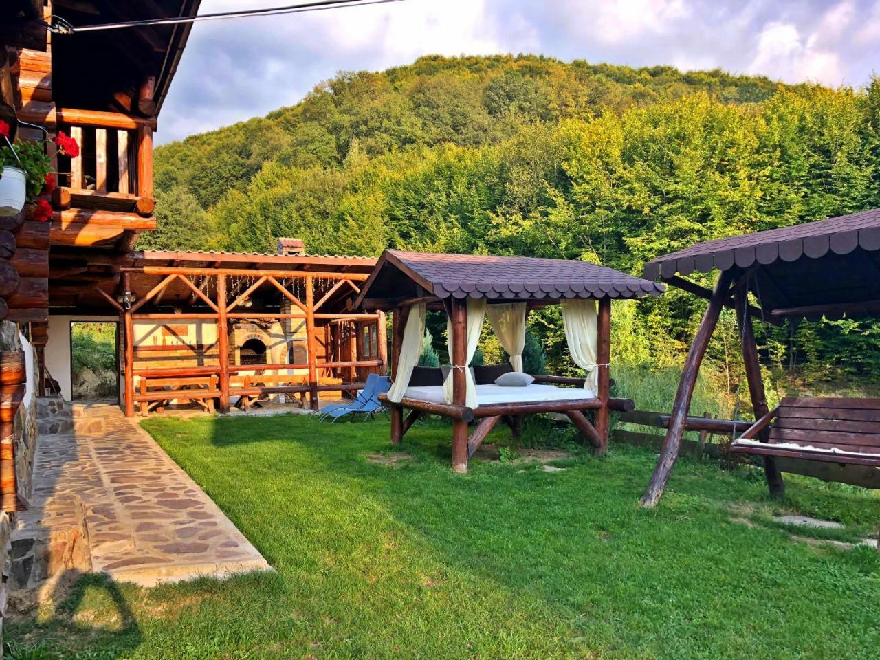 Cabana Din Groapa Frumoasa Risnov Exterior photo